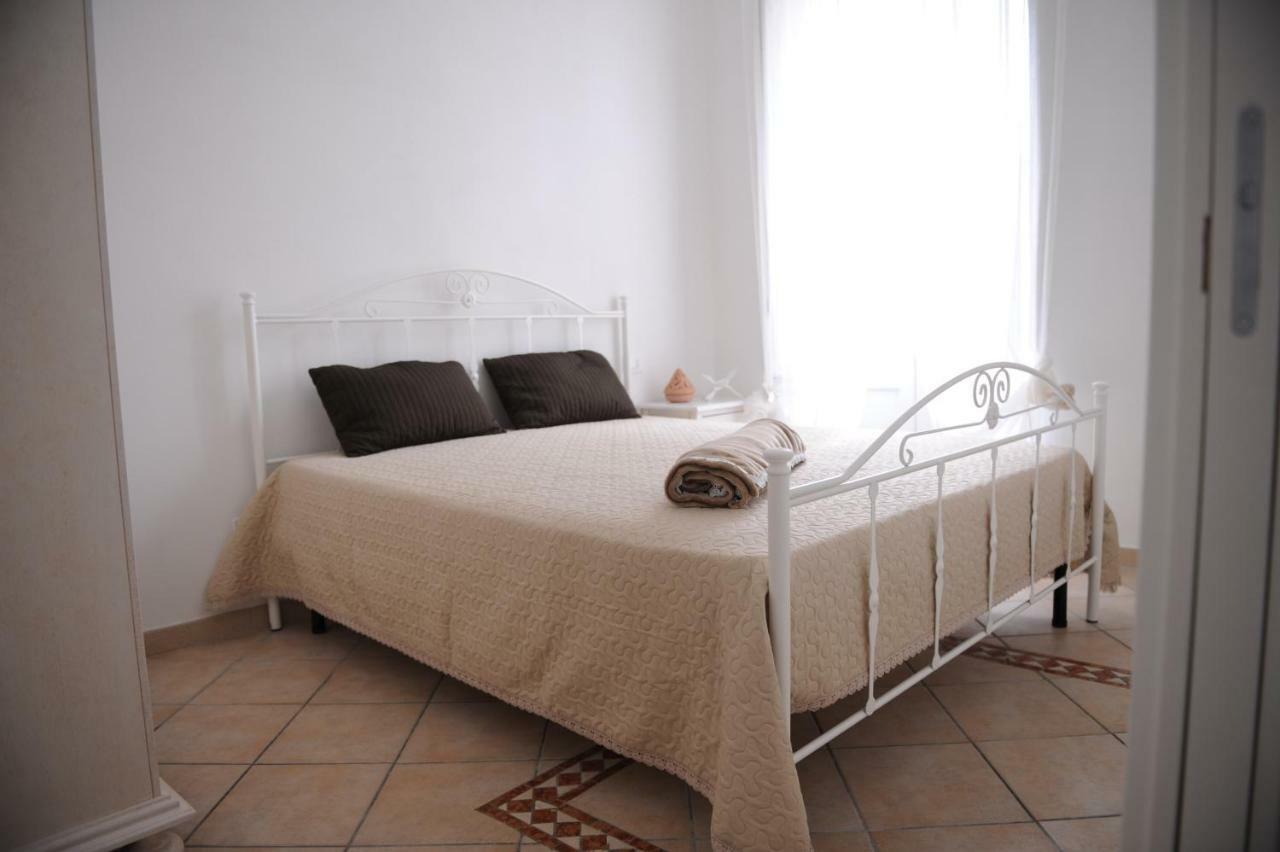 Dimora Pace - Apulianstay Group Monopoli Exterior foto